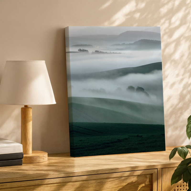 Toile, "Un paysage serein enveloppé de brouillard épais", art mural Rolling Hills, H 30 po x l 30 po