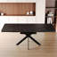 Table à manger extensible de 62,4 po à 78,15 po. Table, base en métal. Chaises rembourrées douces. Pour la surface - Pieds de table. Chaise. Décoration intérieure moderne