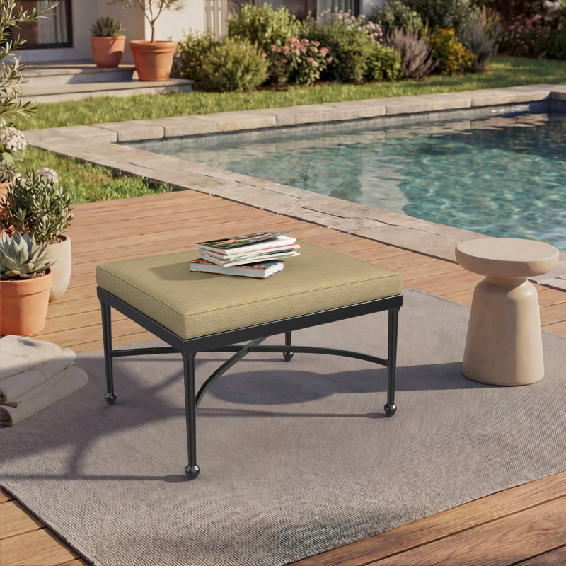 Coussin de siège pour repose-pieds Sunbrella®, 23 po x 19 po, Tissu naturel Sunbrella®