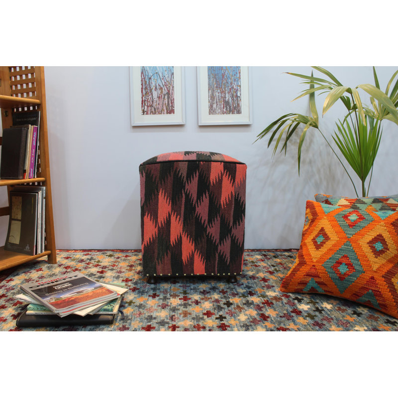 Repose-pieds carré cubique touffeté à motif géométrique de 16 po de largeur Jordanmichael
