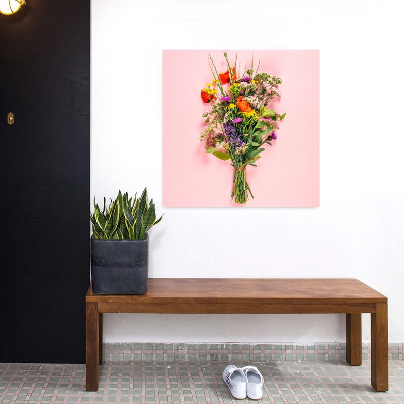 Art floral contemporain avec bouquet de fleurs sauvages, H 32 po x l 32 po