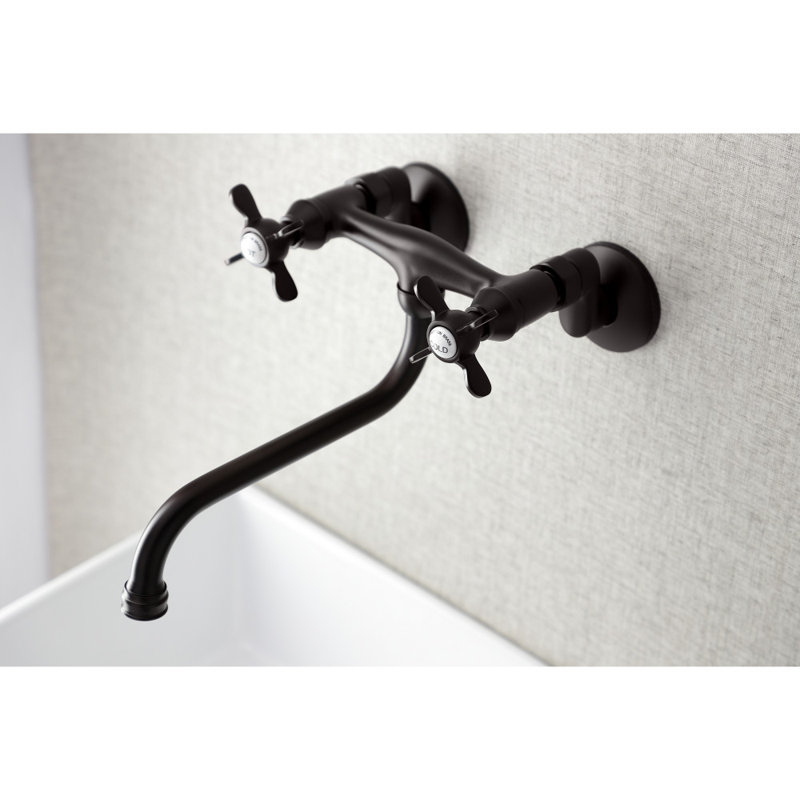 Robinet de salle de bain mural 2 trous Kingston Brass Essex, Bronze huilé