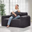 Canapé 2 places en mousse de 137 cm de large avec coussins décoratifs, canapé rembourré confortable et compact pour petits espaces, idéal pour un salon d'appartement.-484329355