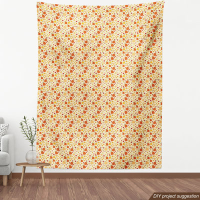 «Ambesonne Autumn Fabric» par The Yard, citrouille de saison, tons chauds, feuilles d'érable, ornements saisonniers, impression sur tissu décoratif pour la maison, crème orange pâle