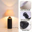  Lampe de table moderne en céramique de 28 po avec base fuselée noire et abat-jour en lin naturel, idéale pour les tables de chevet de chambre à coucher, les tables de bout de salon ou les bureaux d'étude-452260906