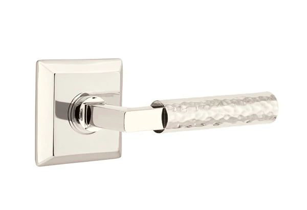 Mortaise intérieure Emtek Select Passage avec rosette Quincy et tige carrée en L, levier martelé, Gauche, Nickel poli