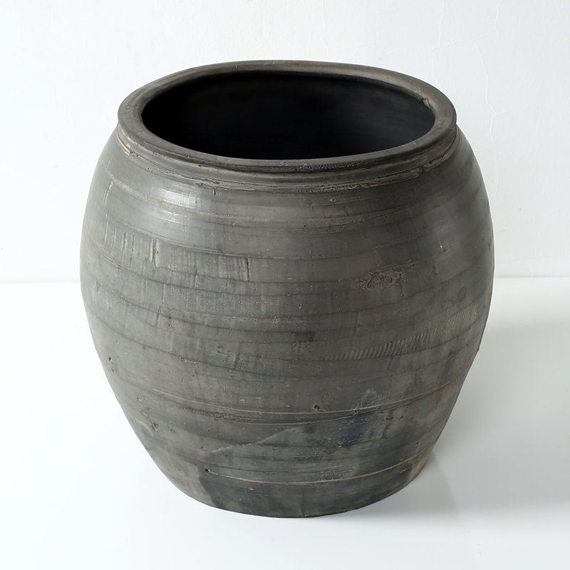 Black Indoor / Outdoor Earthenware, 14" H x 15" W x 15" D