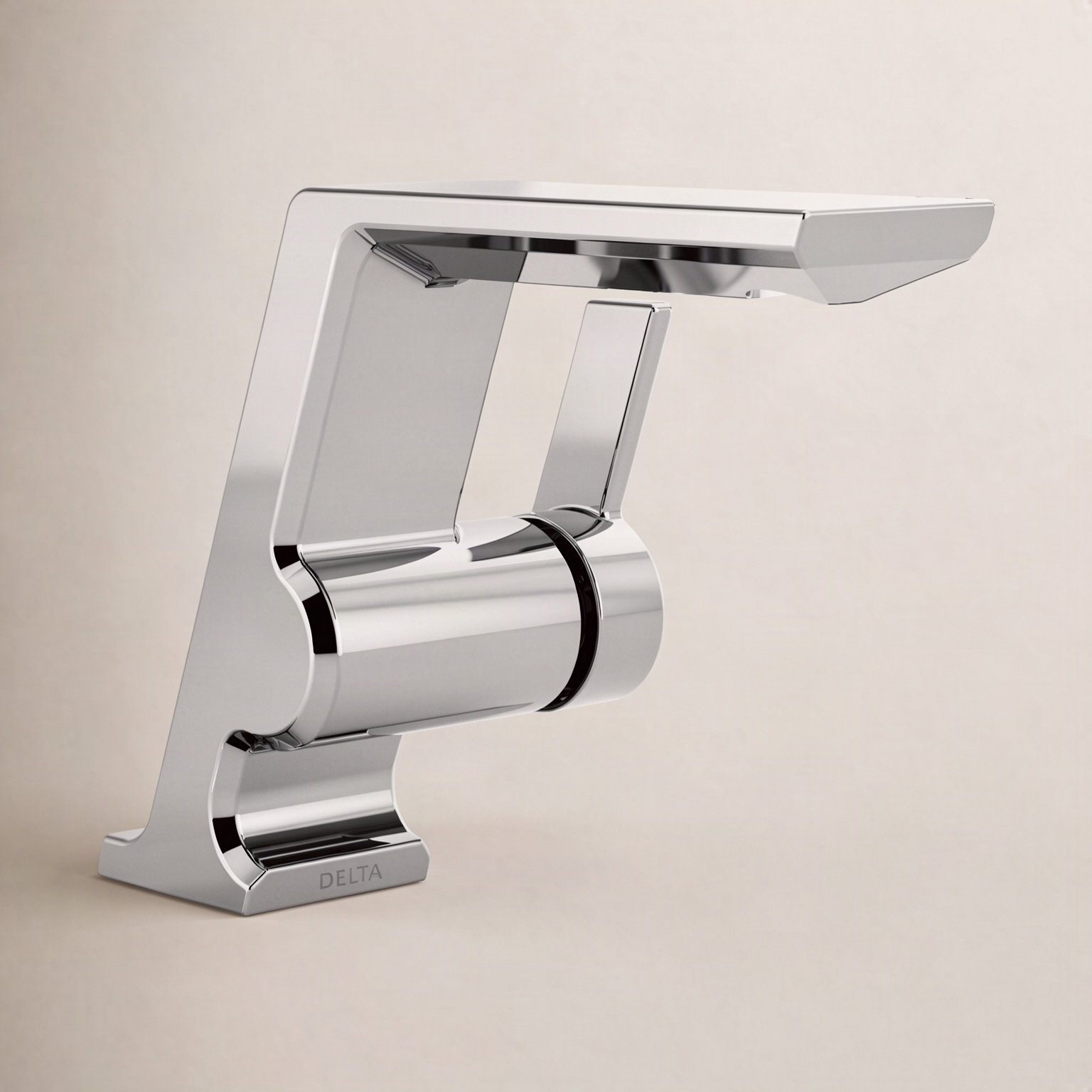 Pivotal® Single-Handle Faucet with DIAMOND™ Seal, Chrome