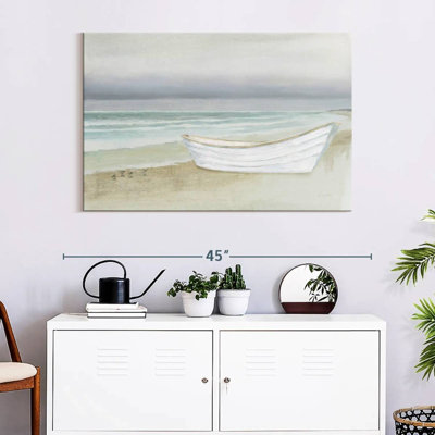 Mehar serein bord de mer avec bateau
