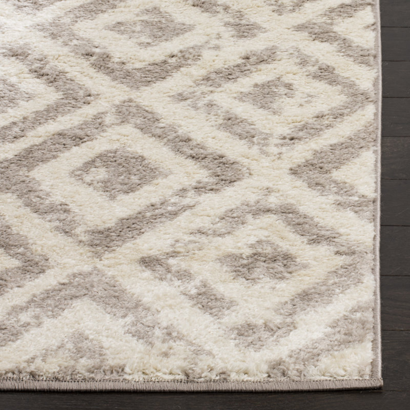 Holtzman Geometric Hand Woven Area Rug, Rectangle 201 x 279 cm