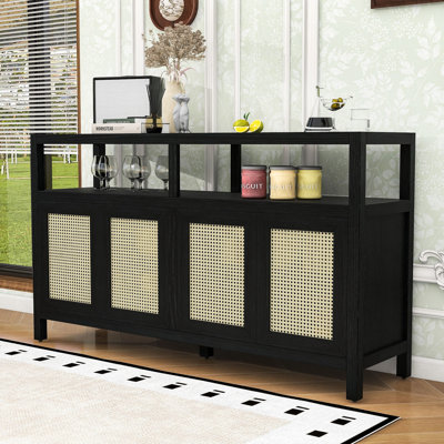 Buffet de style bohémien avec tablettes réglables à 3 positions, portes en rotin tissé à la main et tablettes ouvertes, conception sans poignée