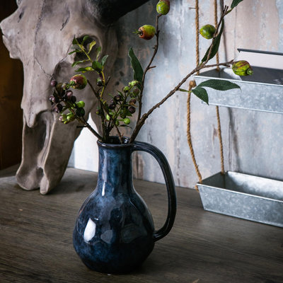 Vase en céramique avec grande poignée
