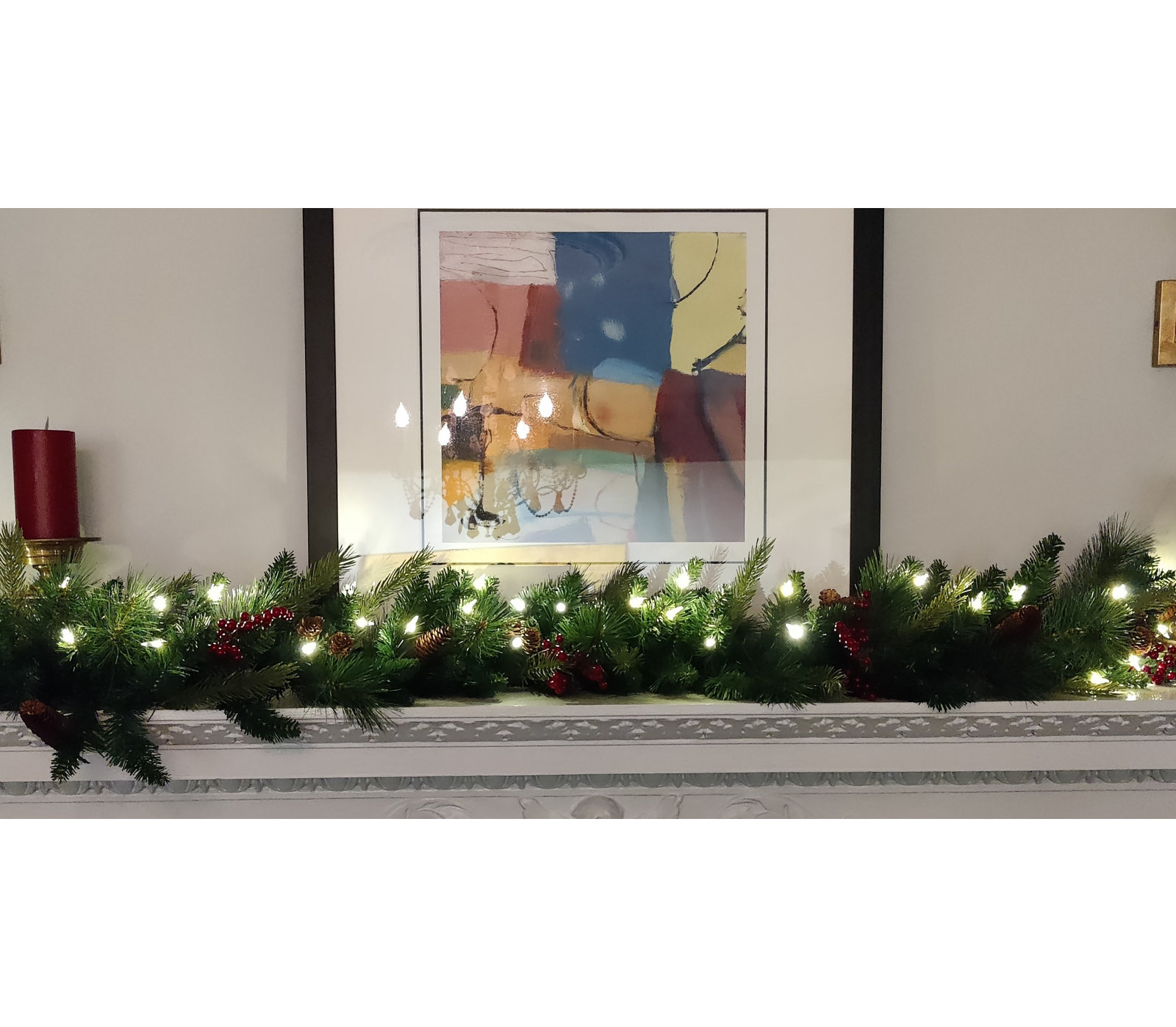 144" Pre-Lit Berry Christmas Garland, 12'
