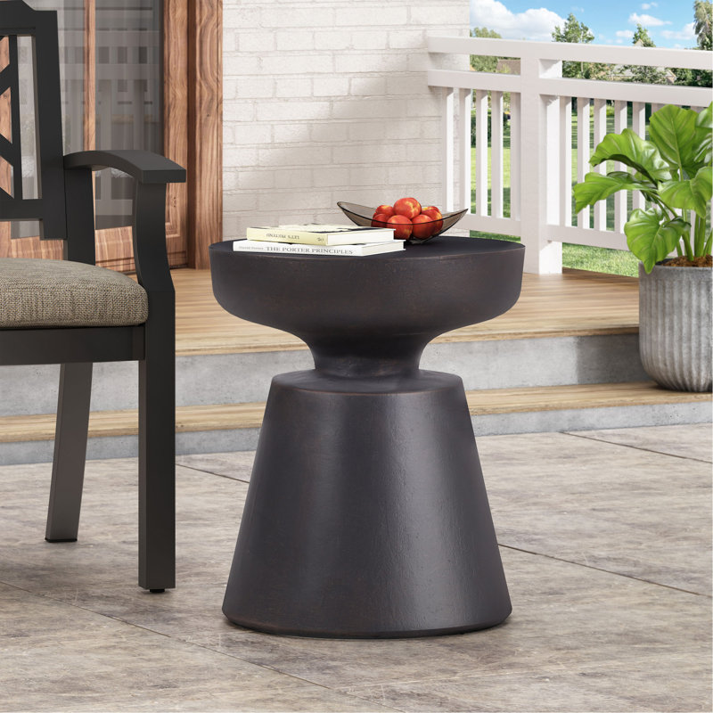 Table d'appoint d'extérieur en béton léger