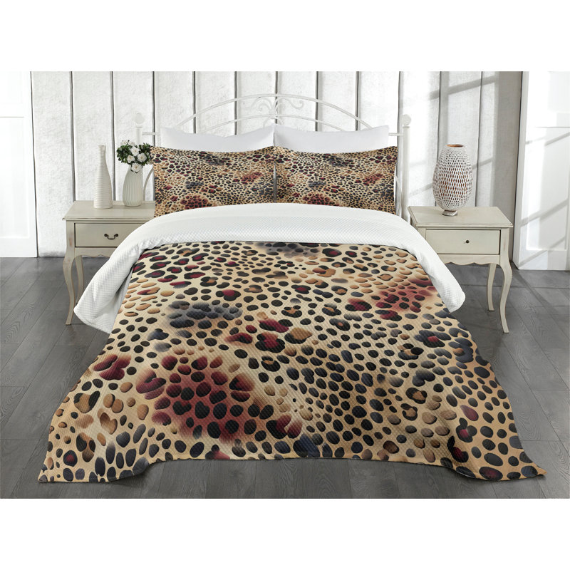 Leopard Print Queen Bedspread Set with Shams