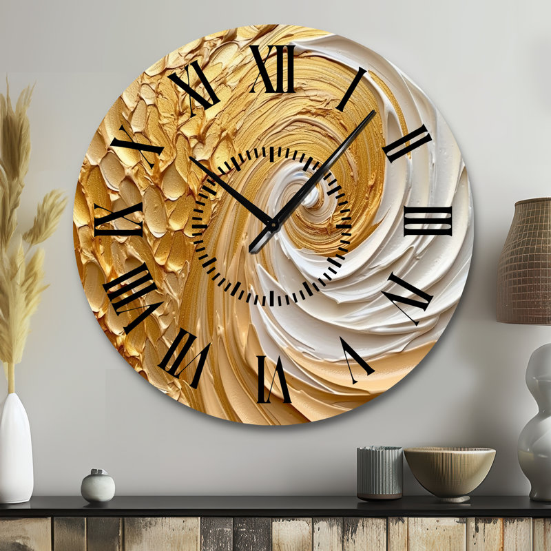 Horloge murale en or, Grand