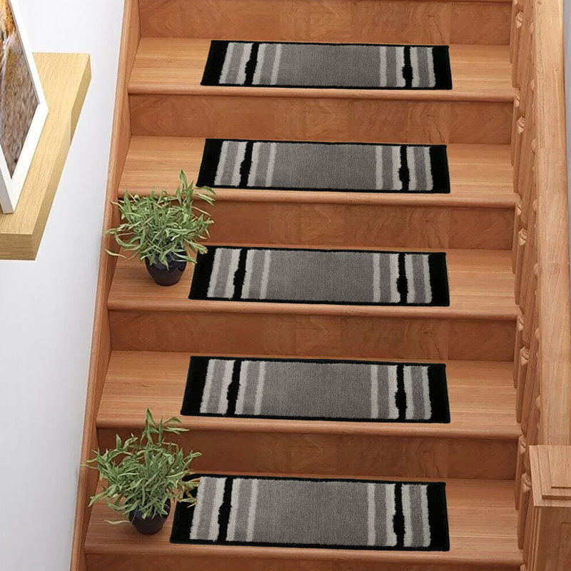 Tapis d'escalier en polypropylène / oléfine lavables à la machine sur mesure, Tapis de couloir 6 po x 26 po, Grey