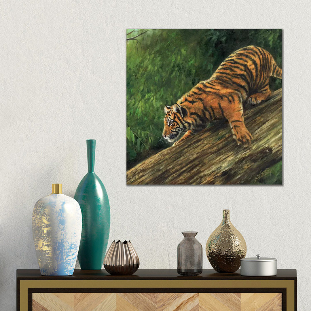 Tiger In Tree von David Stribbling - Galerie-umwickelte Leinwand Giclée