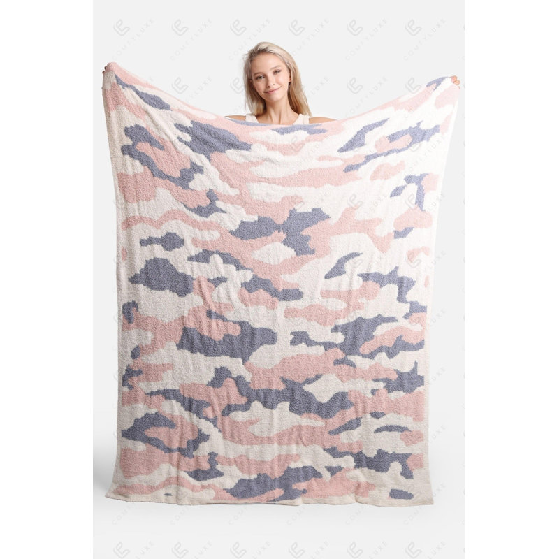 Polka Dot Pattern Luxury Soft Throw Blanket, Green