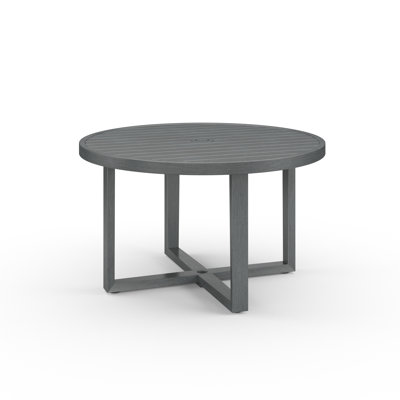 Redondo Outdoor Round Dining Table
