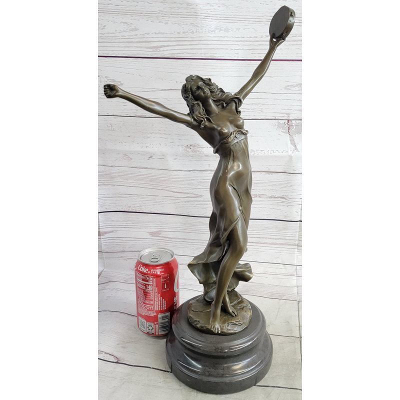 Figurines et sculptures