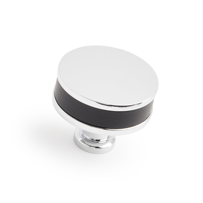 Bouton d'armoire rond 1-1 / 2 po Lazzara en cuir noir, Chrome poli