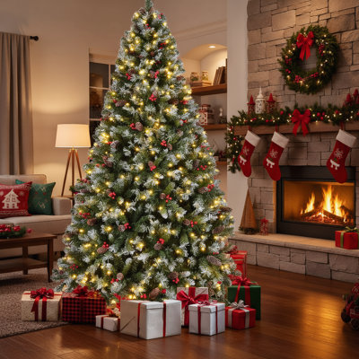 Arbre de Noël pré-éclairé 7,5 pi / 9 pi avec pointes givrées, pommes de pin et baies. Pin artificiel pré-décoré pour la maison, le bureau et les fêtes. Base en métal.