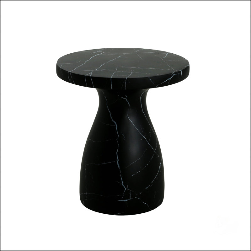 Table d'appoint d'extérieur en travertin MGO, table de bout en béton léger avec effet marbre pour un décor extérieur élégant