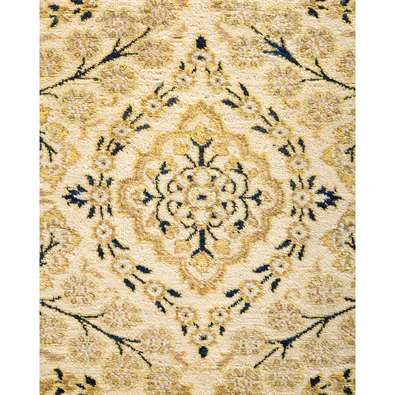 Classic One-of-a-Kind 8' 2" x 9' 7" Hand Knotted Area Rug