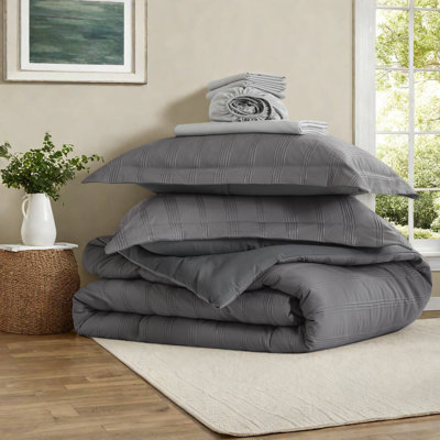 -piece Full Bedding Set, Striped Polyester Comforter With Modern Style