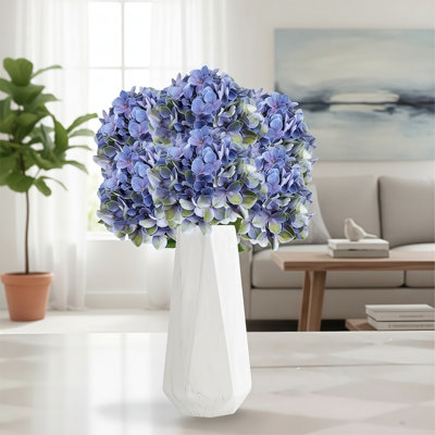 Trois fleurs d'hortensia artificielles bleues et mauves, décorations florales naturelles, parfaites pour les bouquets de mariage.