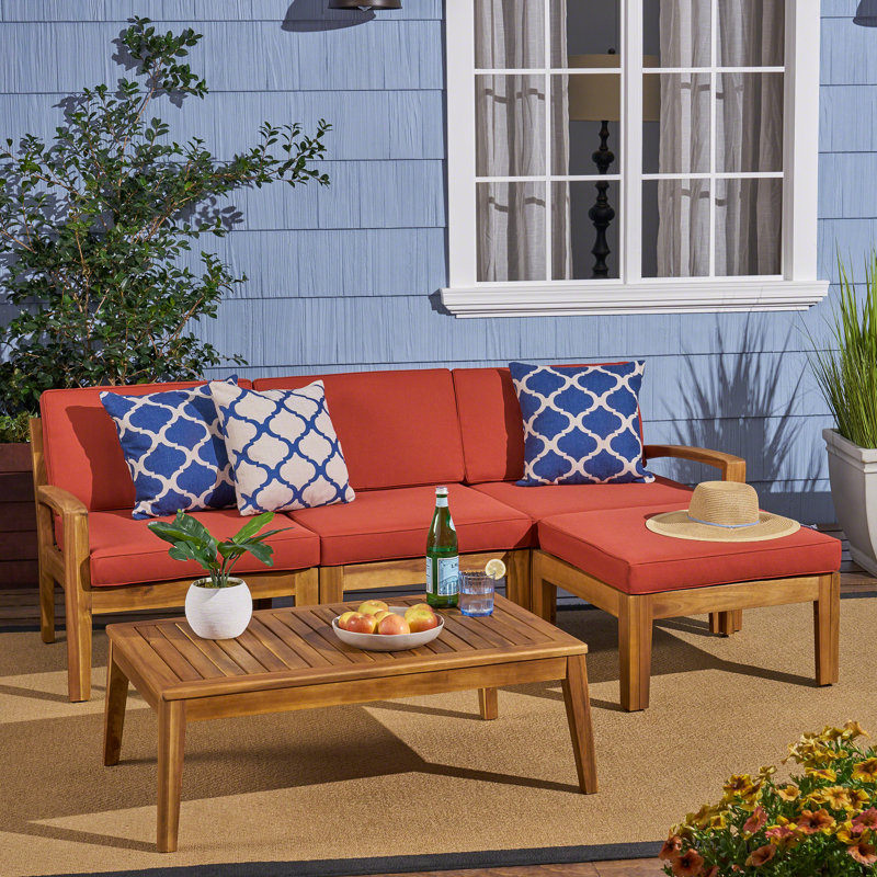 Élégante table d'extérieur rouge à 3 places avec table basse - structure en bois, tissu d'ameublement modulaire à revêtement en bois, coussin à utiliser