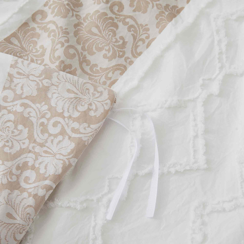 Ensemble de housse de couette brodée réversible à fermeture à glissière Averyonna, Chevron White