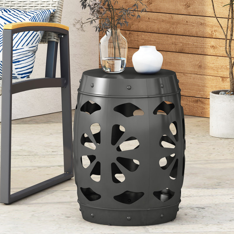Table d'appoint en métal noire avec motif chic en fer, 16,5 po x 16,5 po x 20,75 po, aucun assemblage requis, construction élégante, 16,08 po x 16,08 po x 20,13 po