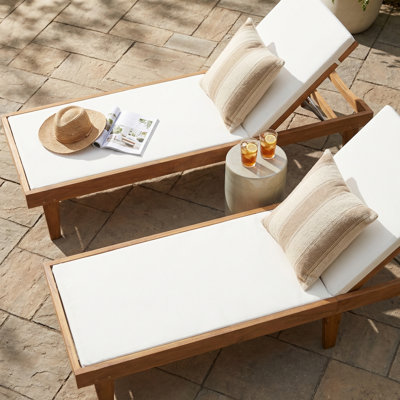 Chaise longue d'extérieur en acacia Scheiner 24 po