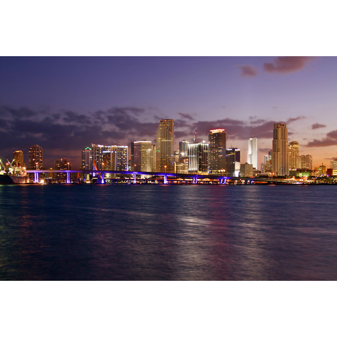 Miami Skyline von Mgahura - Foto auf Leinwand