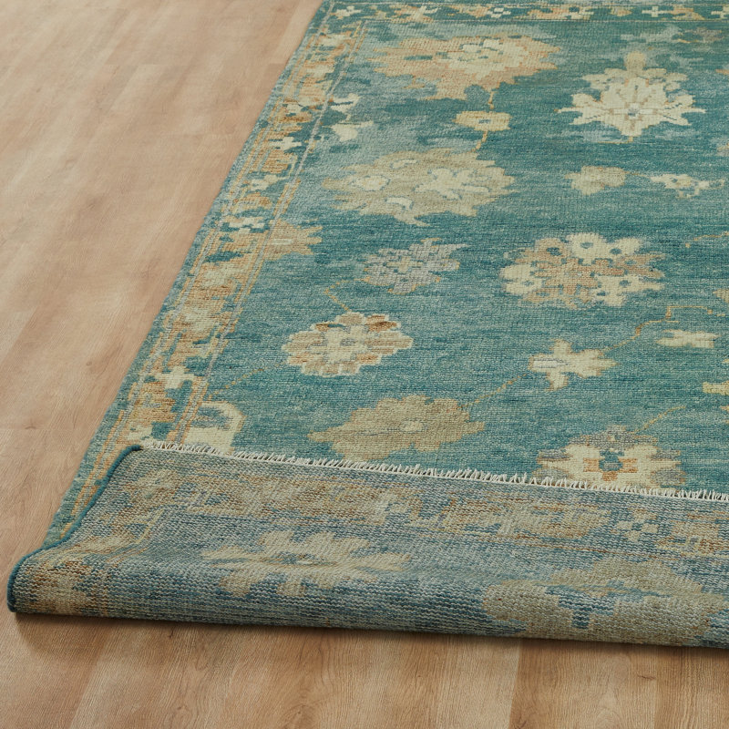Oushara Hand Knotted Wool Oriental Area Rug, Rectangle 9' x 12'