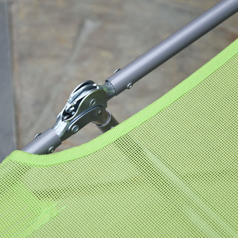 Outsunny Folding Chaise Lounge Pool Chairs, Green 