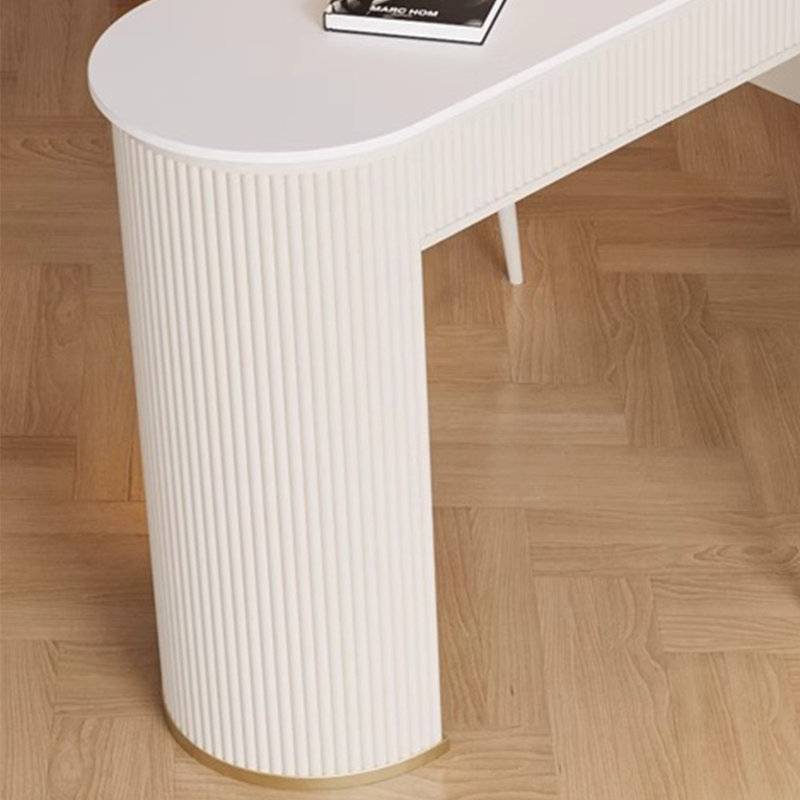 Demps, 41.3"H x 62.9"L x 15.7"W, White