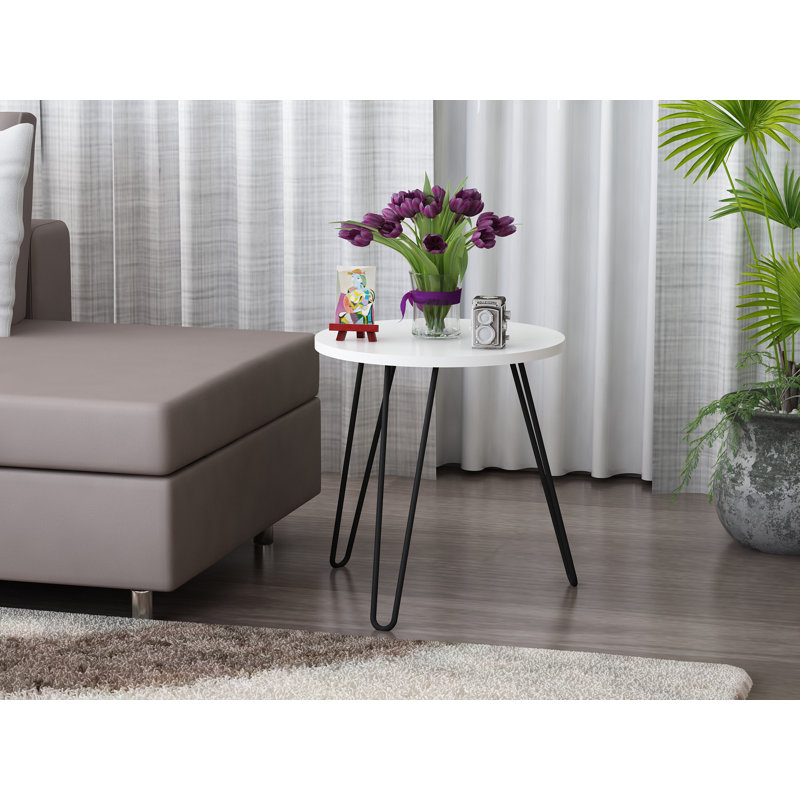 Agarita End Table, White