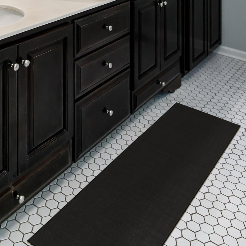 Emmy Black Indoor Runner Rug, Black, Runner 1'8" x 4'5"
