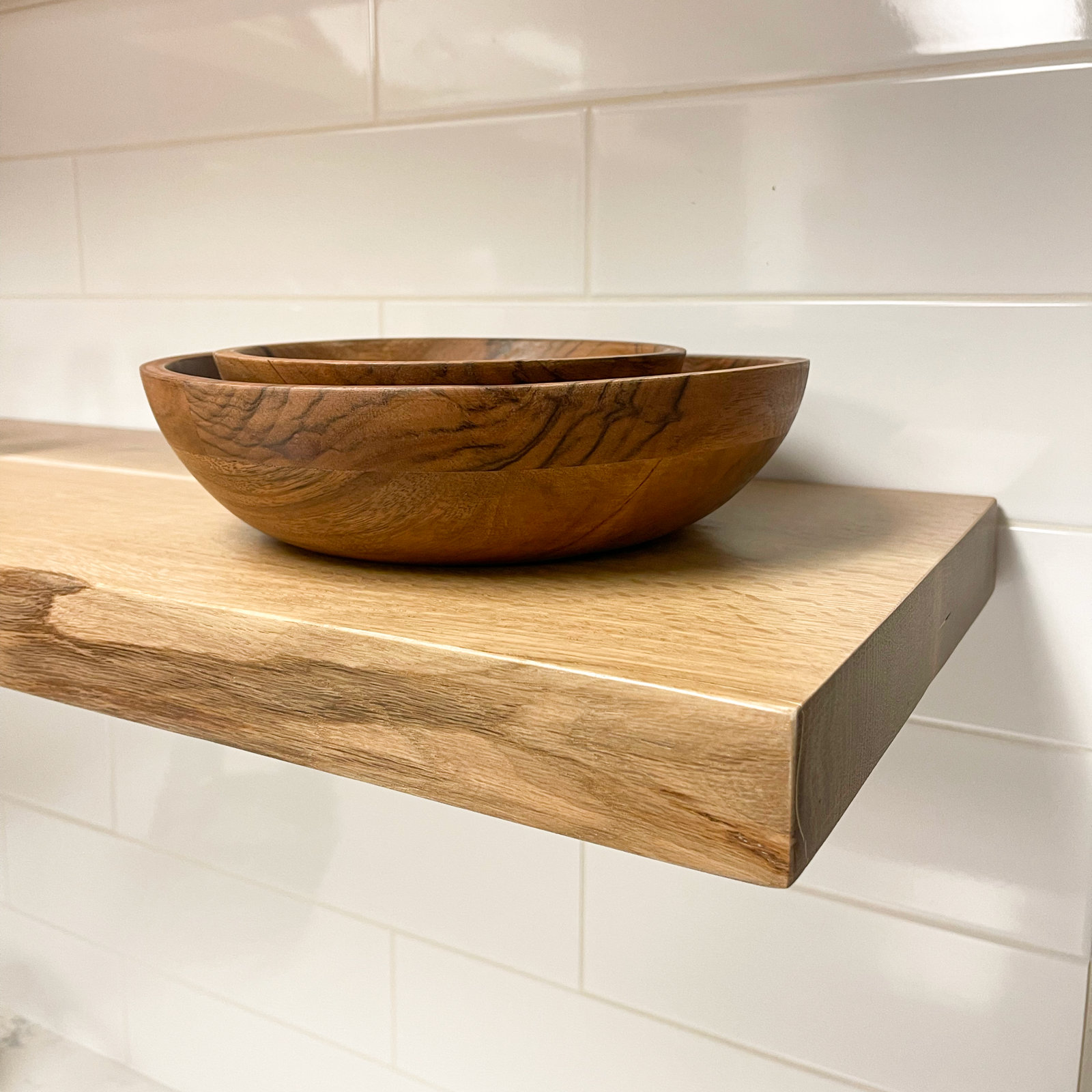 Nineveh Solid White Oak Floating Shelves, 2" H x 24" W x 6" D