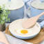 Batterie de cuisine en céramique antiadhésive en aluminium corail 8 pièces Martha Stewart Everyday Rexford-94476179