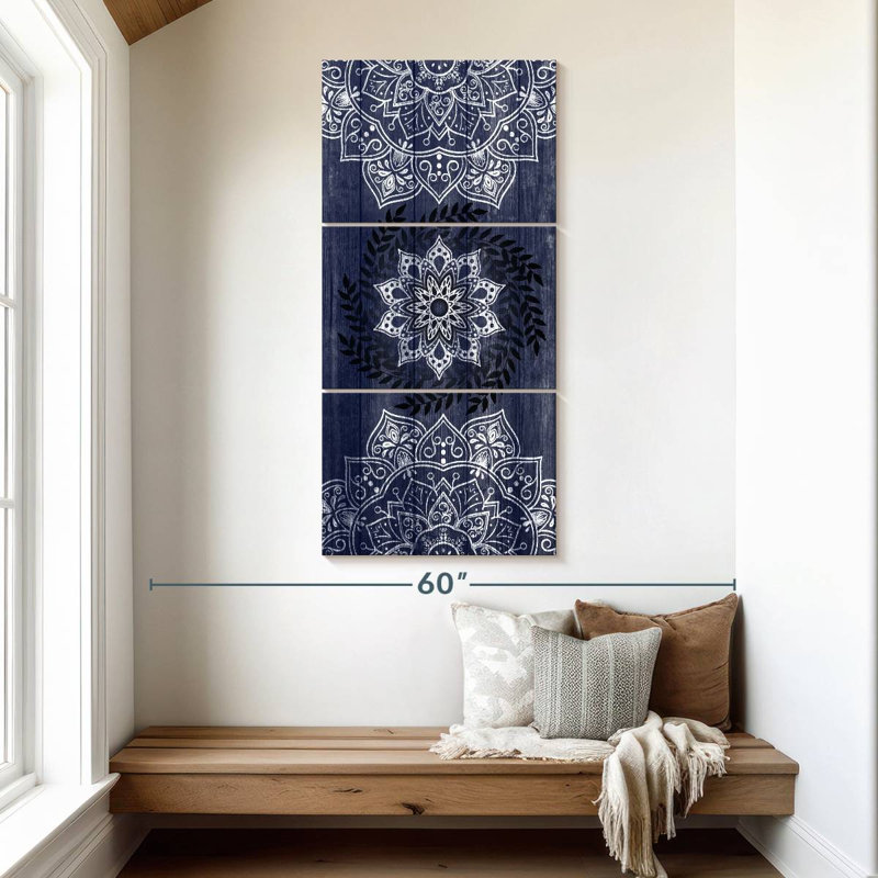 Mandalas sur fond bleu rustique, H 52 po x l 24 po