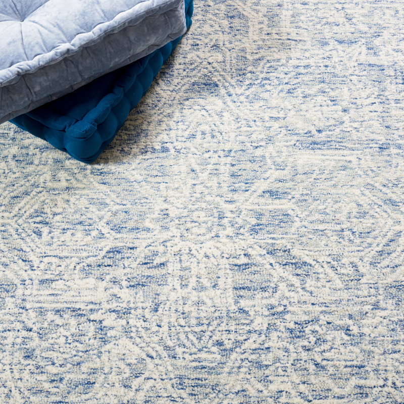 Roslyn Hand Tufted Wool/Cotton Oriental Rug in Ivory/Blue, Rectangle 3' x 5'