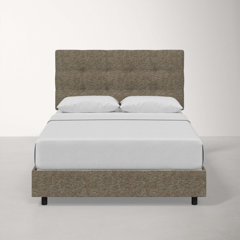 Danbury White Boucle Queen Upholstered Storage Panel Bed - Bien Home  Furniture & Electronics