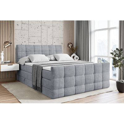 Brookelynne Bed
