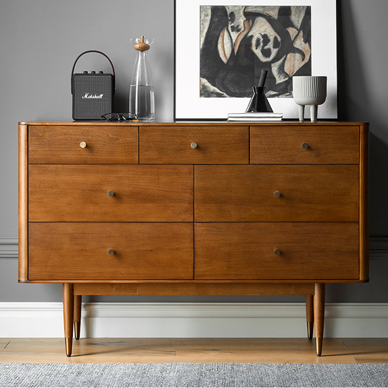 47.24 Sideboard