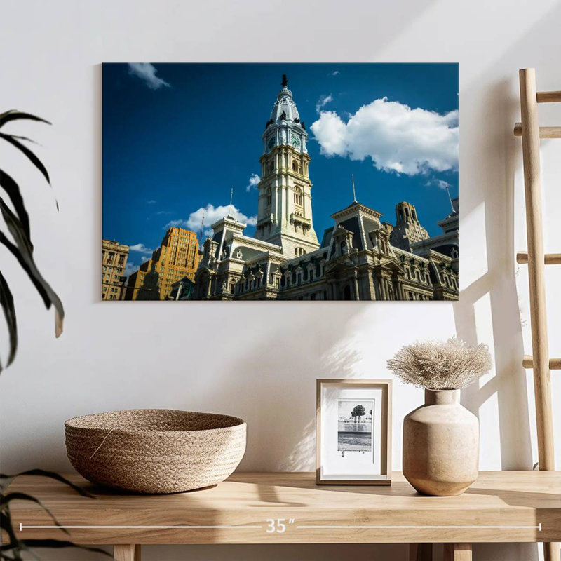 Hôtel de ville ensoleillé de Philadelphie, H 16 po x l 24 po