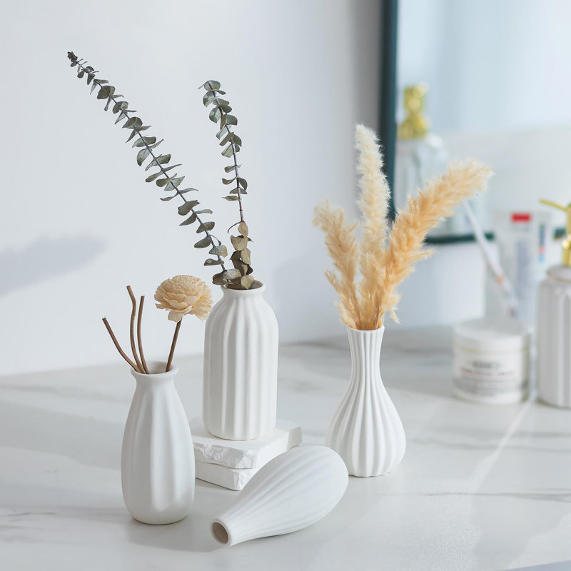 Porcelain China Table Vase